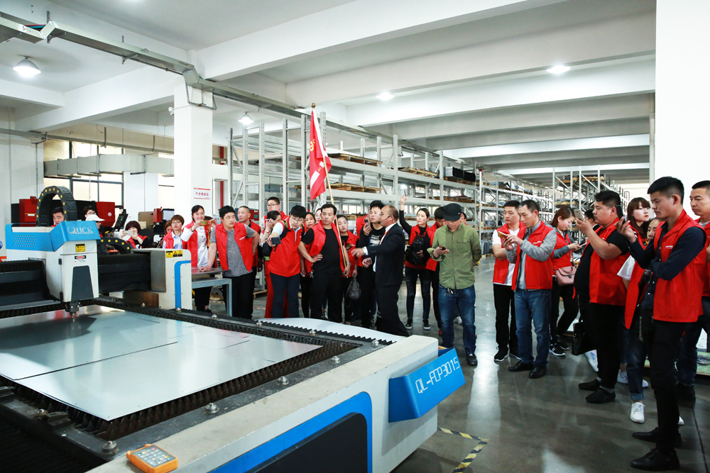 2018科恩火炬計(jì)劃暨科恩全國優(yōu)秀經(jīng)銷商聯(lián)動(dòng)大會(huì)